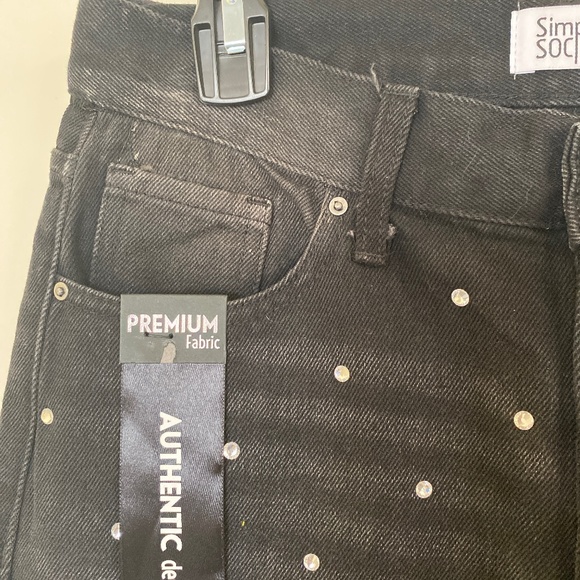 Simple Society Jeans - Picture 2 of 10